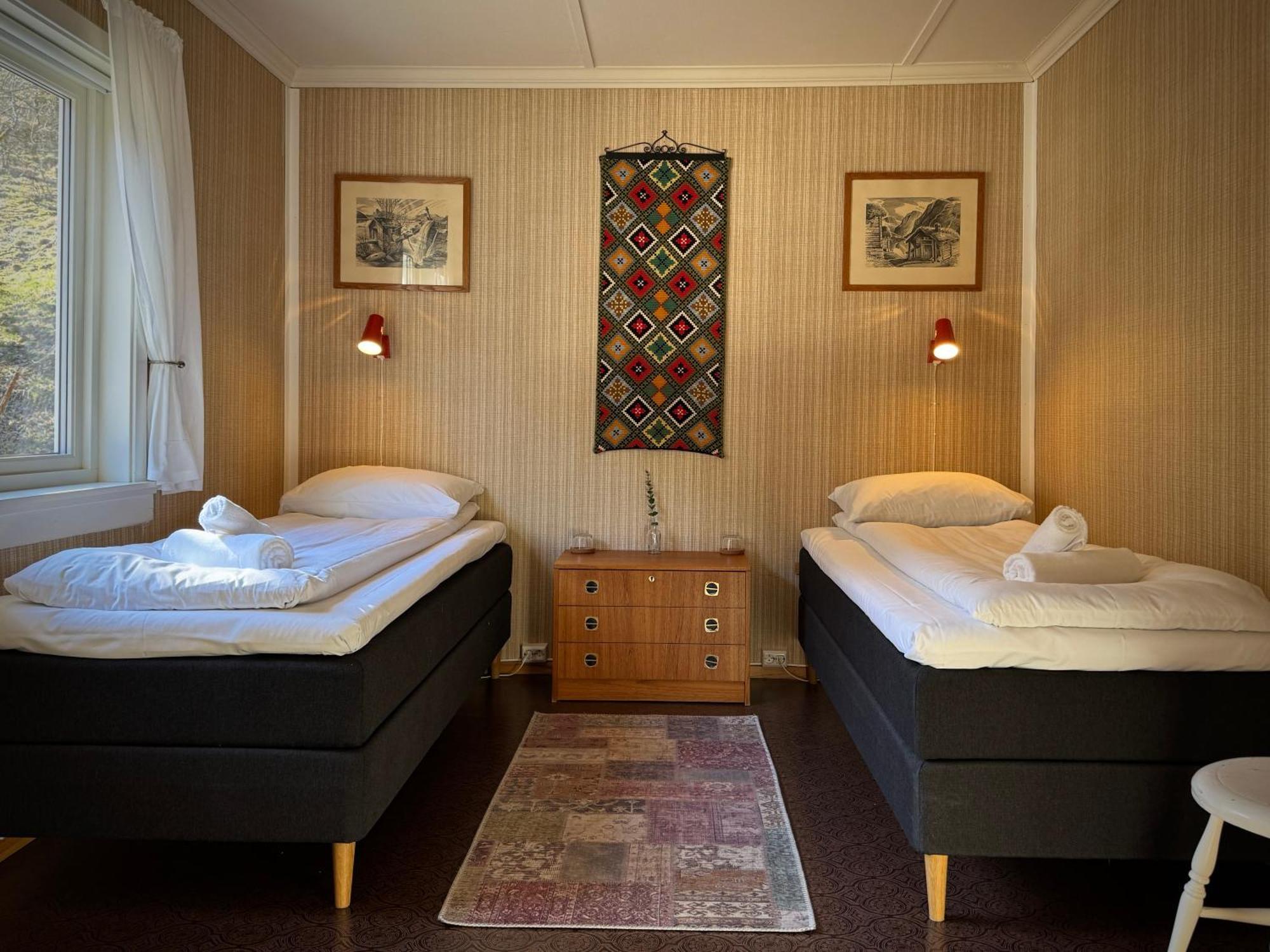 Svingen Guesthouse - Panoramic Fjord Views In Flåm Extérieur photo